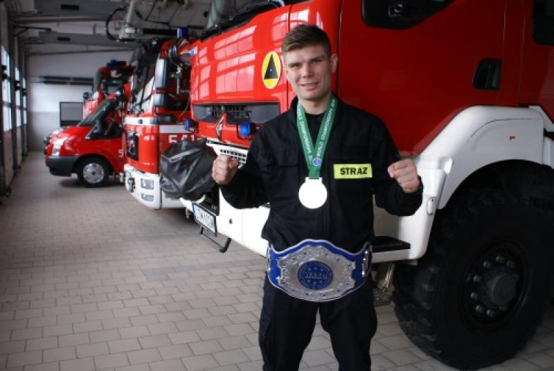 Mateusz Kubiszyn Mistrzem Świata w Kickboxing Full Contact